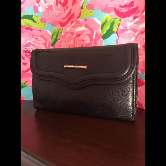 Rebecca Minkoff Handbags - IPHONE ☎️ Rebecca Minkoff Wallet Trifold Leather
